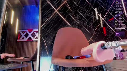 Snapshot of antonellarussel chatting on 12.21.24 Antonella Russel online show from 12.21.24