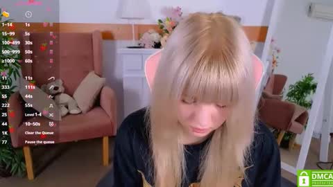 Snapshot of antonia_ferrero chatting on 10.22.25 antonia_ferrero online show from 10.22.25