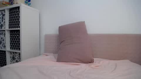 Antonia online show from 01.16.25