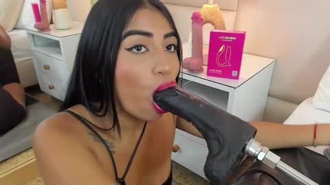 Antonia online show from 03.13.26