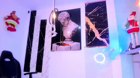 Snapshot of antoniomancinin chatting on 12.15.24 brendan and stiiven online show from 12.15.24