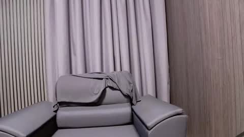 HI My name is Antonio online show from 10.21.25