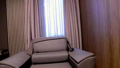 Snapshot of antoniovalentinidiamond chatting on 06.03.26 HI My name is Antonio online show from 06.03.26
