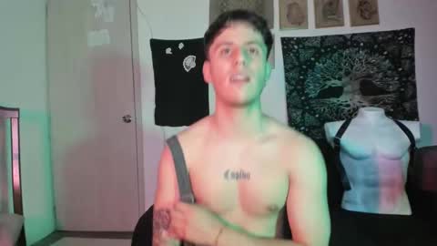 Snapshot of antonnello_ chatting on 02.11.25 antonnello_ online show from 02.11.25