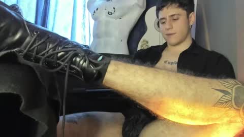 Snapshot of antonnello_ chatting on 09.12.25 antonnello_ online show from 09.12.25