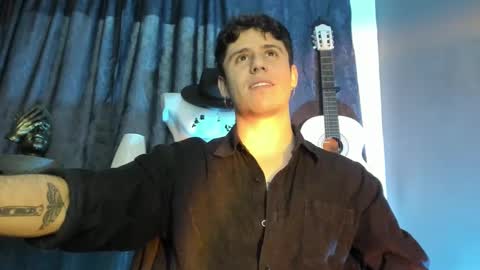 Snapshot of antonnello_ chatting on 10.10.25 antonnello_ online show from 10.10.25