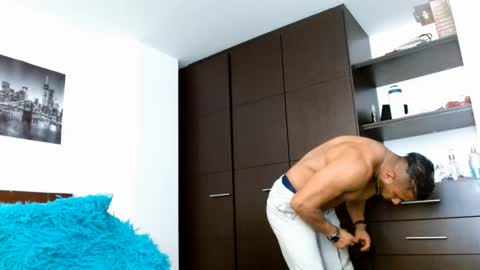 Snapshot of antonydangelo chatting on 12.28.24 ANTONY D ANGELO online show from 12.28.24