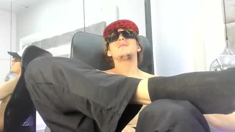 Snapshot of antthony_kings chatting on 10.20.25 Anthony King online show from 10.20.25