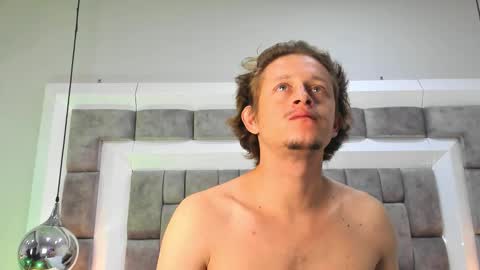 Snapshot of antthony_kings chatting on 11.07.25 Anthony King online show from 11.07.25