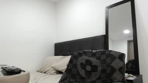 antwanblack11 online show from 02.13.25
