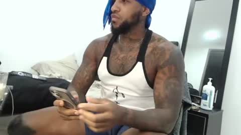 antwanblack11 online show from 10.18.25