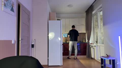 Tom online show from 03.03.26