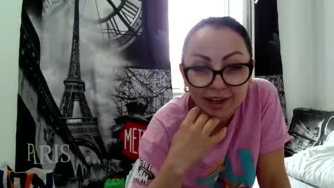 Snapshot of anuska30 chatting on 05.21.26 Anne online show from 05.21.26