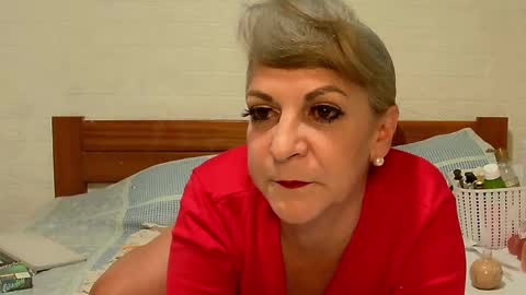 Snapshot of any_cat chatting on 01.12.25 ANY CAT online show from 01.12.25