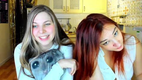 Snapshot of anya_seven chatting on 01.19.25 Anya online show from 01.19.25