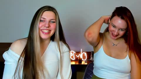 Snapshot of anya_seven chatting on 02.07.25 Anya online show from 02.07.25