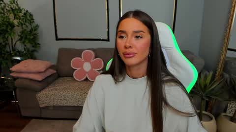 Anya online show from 03.24.26