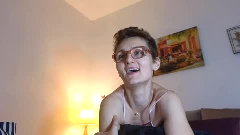 Snapshot of anyaros chatting on 02.17.26 Anyaros online show from 02.17.26