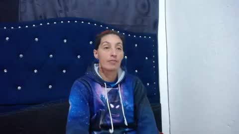 Snapshot of anyu_1306 chatting on 12.19.24 anyu online show from 12.19.24