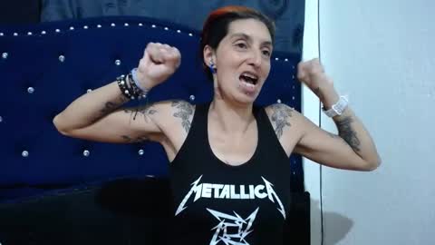 Snapshot of anyu_1306 chatting on 01.06.25 anyu online show from 01.06.25