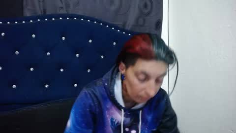 Snapshot of anyu_1306 chatting on 02.19.25 anyu online show from 02.19.25