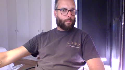 Snapshot of apc_3 chatting on 05.28.26 apc_3 online show from 05.28.26