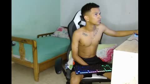 aphal_hot23 online show from 02.12.25