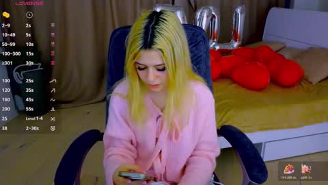 ApheliaStar online show from 02.15.26