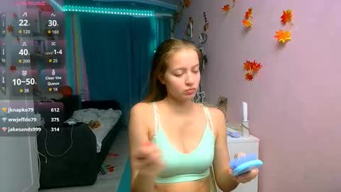 Aphrodite online show from 11.18.25