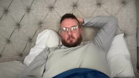 Snapshot of aplacetorest chatting on 02.25.26 aplacetorest online show from 02.25.26