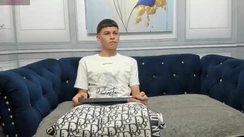   online show from 03.10.26