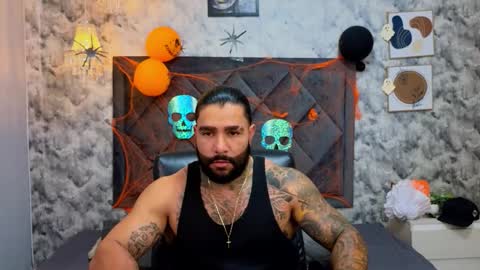 Snapshot of apolo_rousse chatting on 10.19.25 Apolo online show from 10.19.25