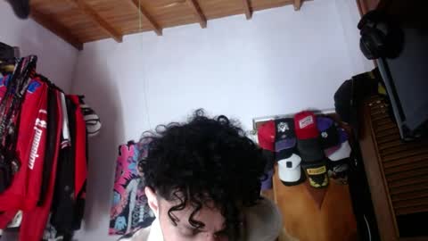 Snapshot of apolo_s chatting on 06.10.26 Andres online show from 06.10.26