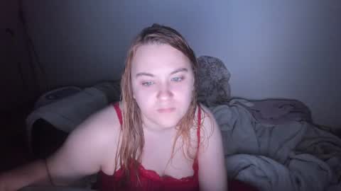Snapshot of appleyummybuns chatting on 06.25.26 appleyummybuns online show from 06.25.26