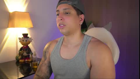 Snapshot of appolo_allen chatting on 11.08.25 insta appolo master online show from 11.08.25