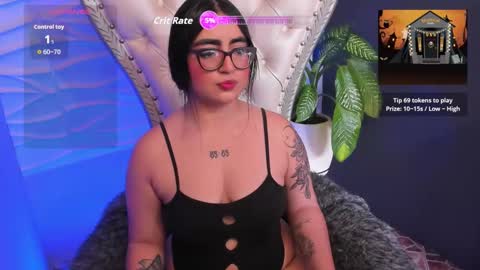 apprilfoxx online show from 10.19.25