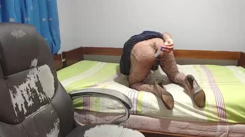 april1999350209 online show from 02.11.25