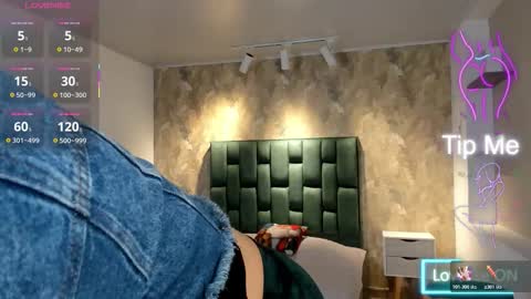  April  online show from 12.01.25