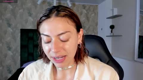  April  online show from 01.10.26