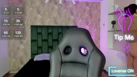  April  online show from 01.12.26