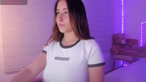 April Evangeline online show from 09.25.25