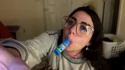 Snapshot of aprilanna chatting on 12.16.24 AnnaApril420 online show from 12.16.24