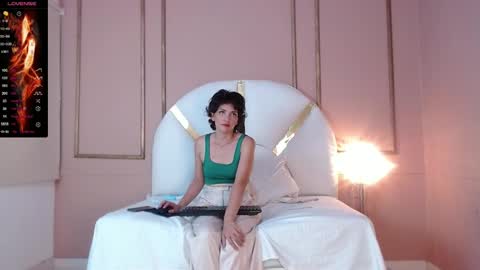 Snapshot of aprilbonnie chatting on 03.09.25 3pm to 930 pm colombia online show from 03.09.25