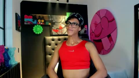 Snapshot of aprill_fox chatting on 05.18.26 aprill_fox online show from 05.18.26