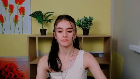 Snapshot of aprillswift_ chatting on 12.26.24 Aprill online show from 12.26.24