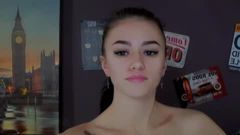 Snapshot of aprillswift_ chatting on 02.06.25 Aprill online show from 02.06.25