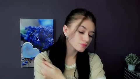 Snapshot of aprillswift_ chatting on 02.26.25 Aprill online show from 02.26.25