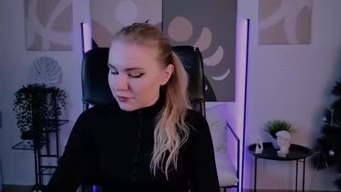 Snapshot of aprilserenity chatting on 02.16.26 April. All year round. online show from 02.16.26