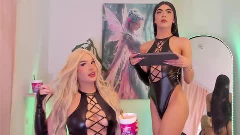 aquariaafairy_ online show from 09.10.25