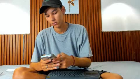 aquarius_xxx online show from 10.31.25